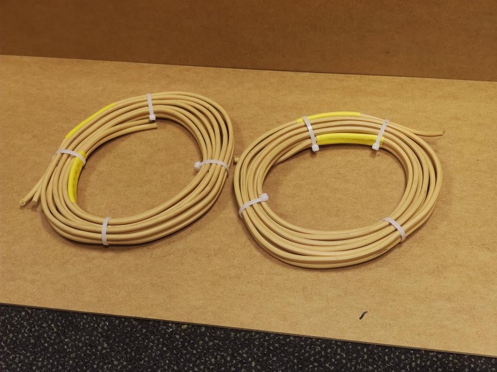 Van den Hul MC CS-122 luidsprekerkabels 2.5m (2x), Ophalen of Verzenden, 120 watt of meer, Front, Rear of Stereo speakers, Overige merken