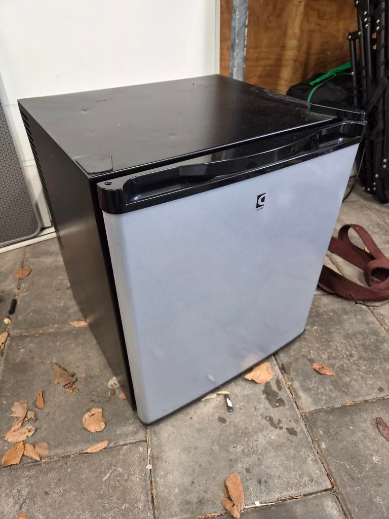 Lichtgewicht camping koelkast - schoon en netjes, Ophalen of Verzenden, Gebruikt, Koelbox, Elektrisch