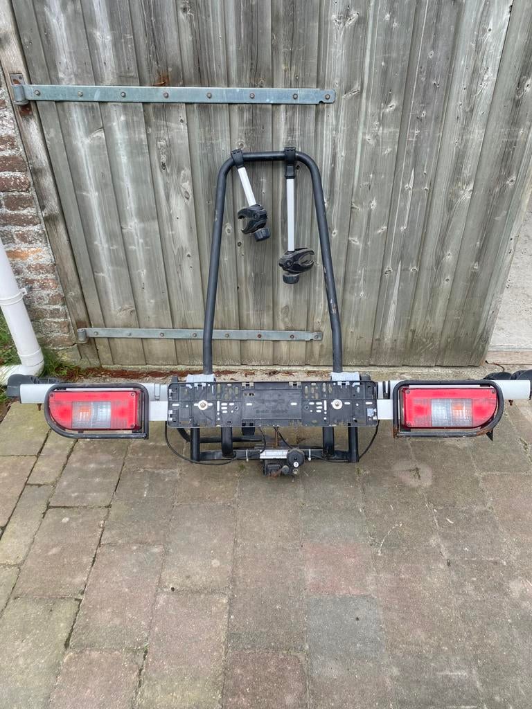 Fietsendrager van het merk BMW, Ophalen, 2 fietsen, Gebruikt, Trekhaakdrager
