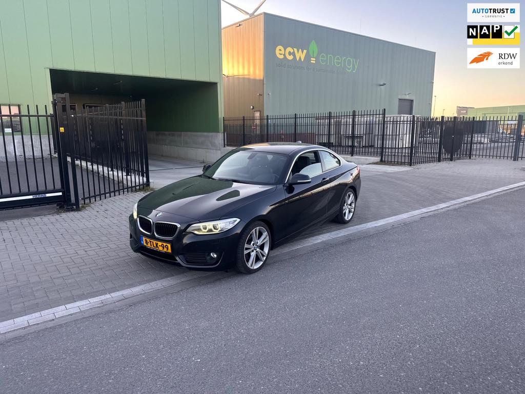BMW 2-serie Coupé 220d High Executive Navi.Clima.Xenon, Automaat, Achterwielaandrijving, Euro 6, 4 cilinders