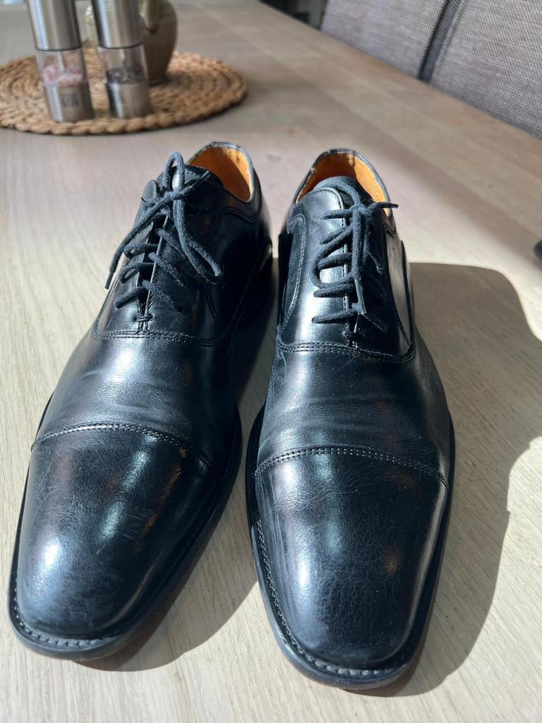 Sir Edward zwarte leren nette herenschoenen maat 43, Kleding | Heren, Schoenen, Zwart, Ophalen of Verzenden, Zo goed als nieuw