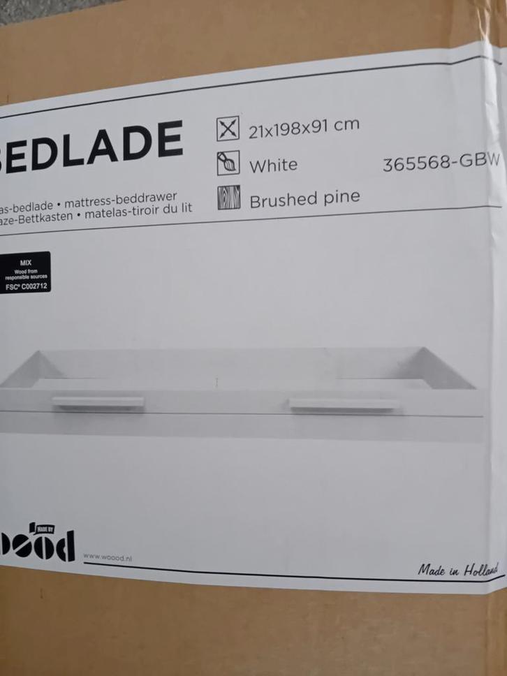 Nieuwe WOood bedlade/onderbed in doos, Huis en Inrichting, Slaapkamer | Matrassen en Bedbodems, Nieuw, 90 cm, Eenpersoons, Ophalen