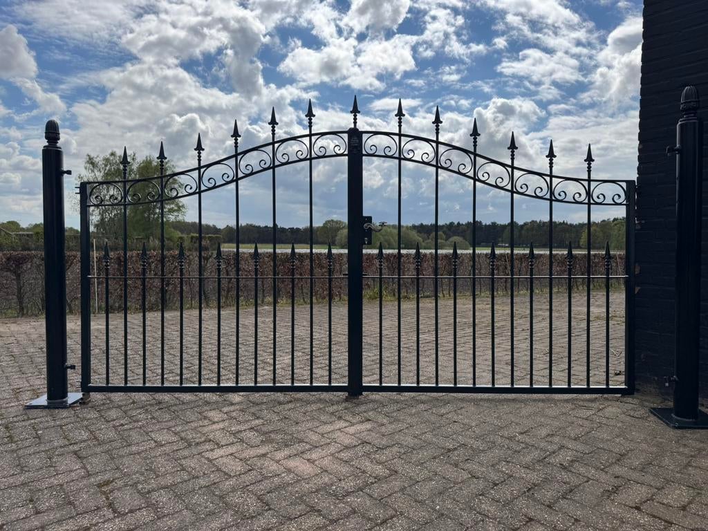 Dubbele draai Poort 3,5 mtr breed golfmodel, Ophalen, Zo goed als nieuw, 200 cm of meer, 150 tot 200 cm