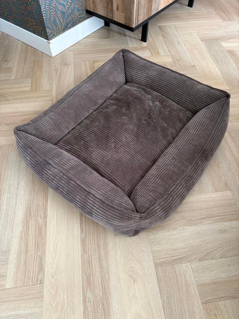 Hondenmand 95x80x23 - Designed by Lotte - Bruin ribbed, Ophalen, Zo goed als nieuw