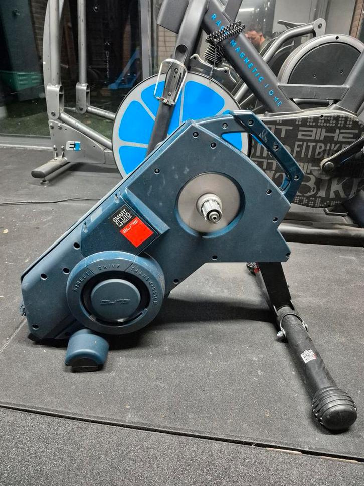Elite Smart Fluid fietstrainer, Sport en Fitness, Wielrennen, Gebruikt, Overige typen, Ophalen of Verzenden