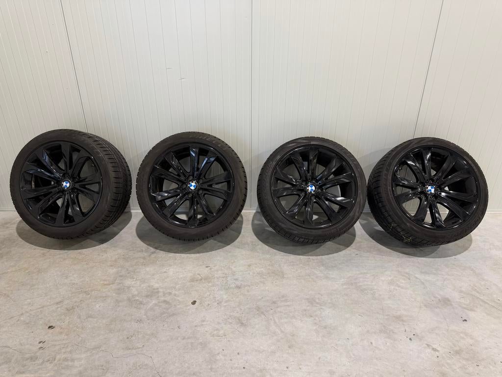 Breedste BMW X5 Winterset 315-35-20 achter 275-40-20 voor, Auto-onderdelen, Banden en Velgen, Gebruikt, Banden en Velgen, Terreinwagen