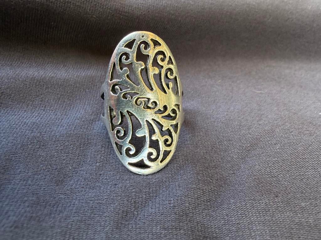 Zilveren ovale boho ring, filigrain maat 18, 18 tot 19, Ophalen of Verzenden, Zo goed als nieuw, Dame