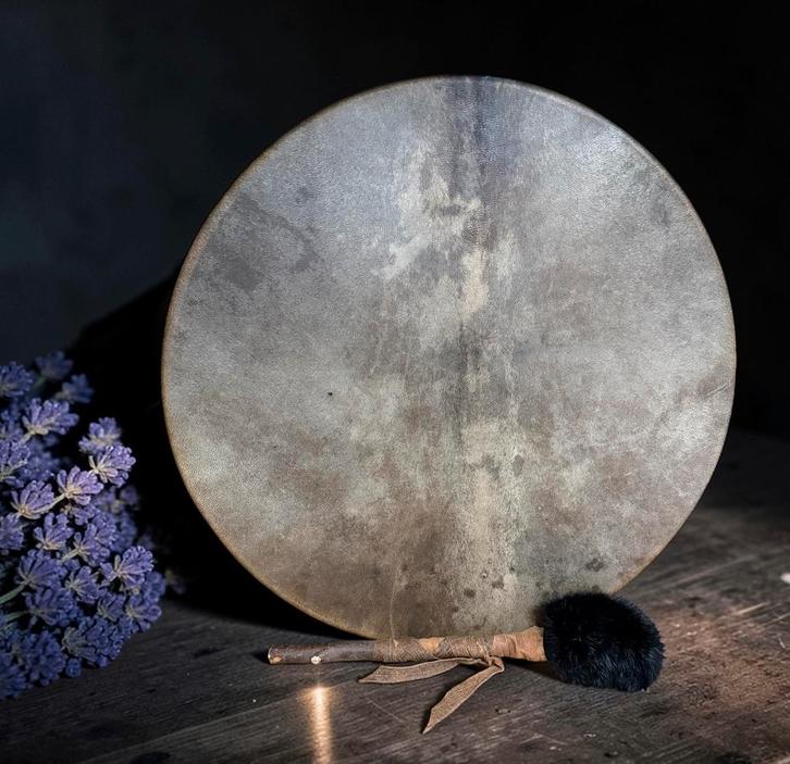 OVERGEDRAGEN Sjamanendrum Nubische Geit Keltisch Kruis, Muziek en Instrumenten, Percussie, Nieuw, Ophalen of Verzenden