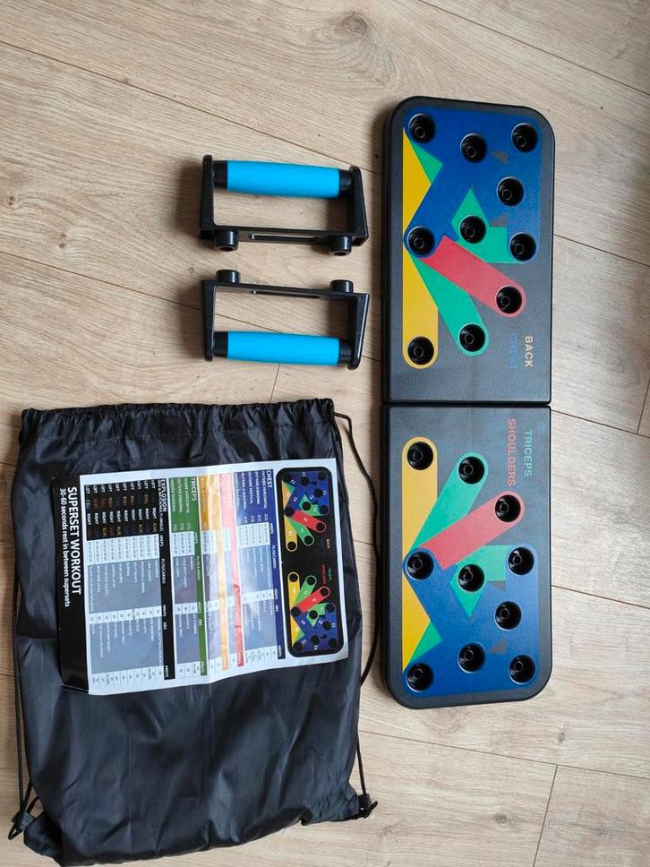 Push-up Board met Trainingsgids, Sport en Fitness, Fitnessmaterialen, Zo goed als nieuw, Push-up steun, Armen, Borst, Rug, Ophalen of Verzenden