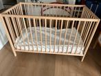 Houten babybed / ledikant, Kinderen en Baby's, Babywiegjes en Ledikanten, Ophalen, Zo goed als nieuw, Ledikant