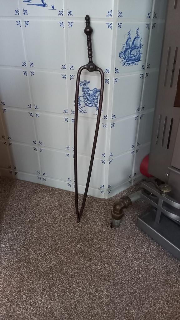 Antieke haardtang / pook, Huis en Inrichting, Kachels, Ophalen, Gebruikt, Houtkachel, Hangend