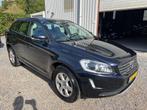 Volvo XC60 2.0 D4 FWD AUT Momentum TREKHAAK.CAM.XENON!, 1969 cc, Blauw, Leder en Stof, Bedrijf