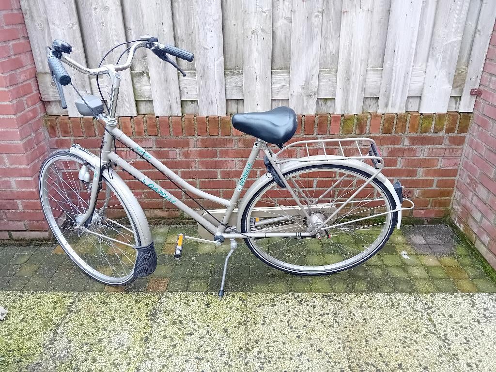 fiets te koop voor oa uitgaan of station prima, Fietsen en Brommers, Fietsen | Dames | Damesfietsen, 50 tot 53 cm, Ophalen, Gebruikt