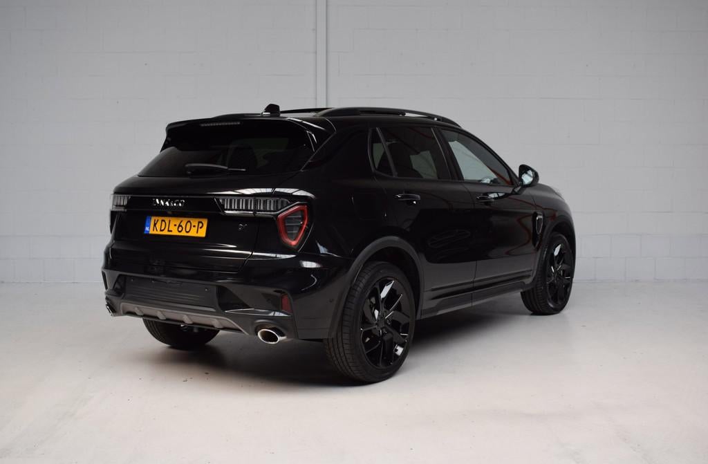 Lynk & Co 01 1.5 BLACK-EDITION / STUURWIELVERW / VIRTUAL / 3, Euro 6, Zwart, Plug-in hybride, 1854 kg