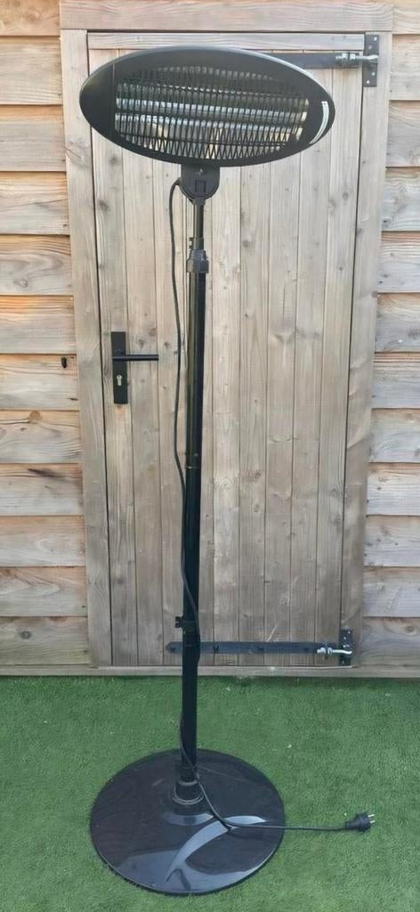 Sunred Elektrische Terrasverwarmer 2000W - Zo goed als nieuw, Tuin en Terras, Ophalen, Zo goed als nieuw, Elektrisch, Vloer