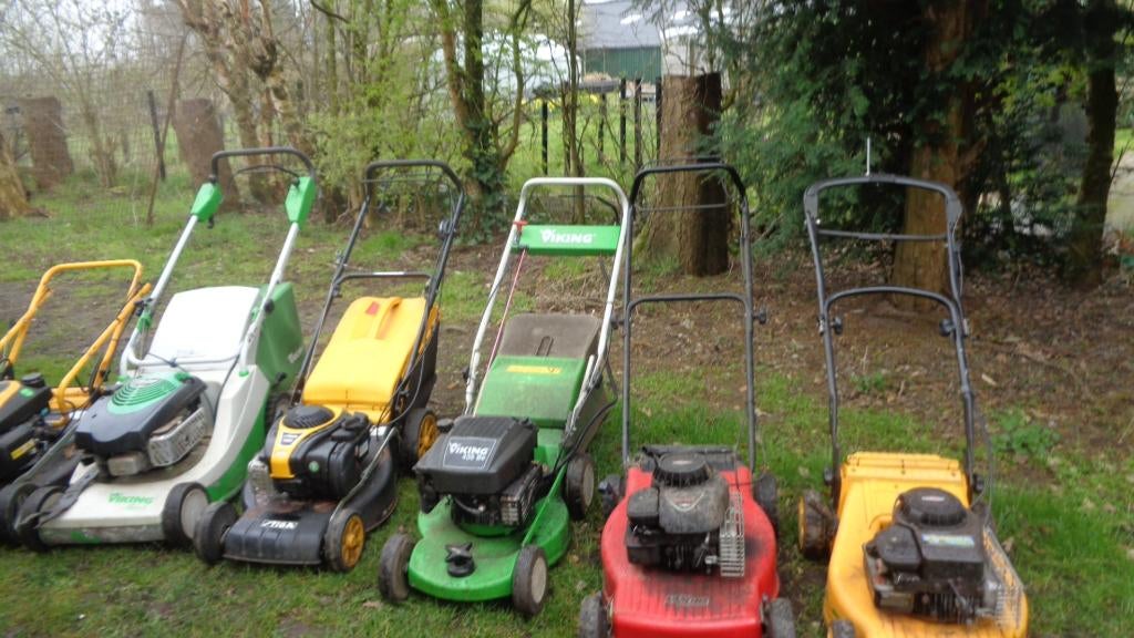 wegens inruil 6x motormaaier 1 koop   staat onbekend, Ophalen, Cirkelmaaier, Gebruikt, Opvangbak