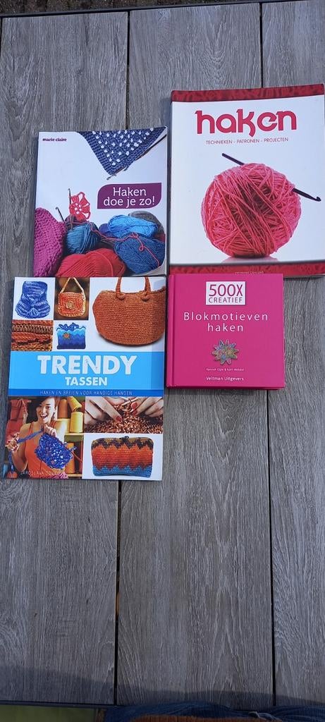 4 haakboeken, Boeken, Breien en Haken, Diverse auteurs, Ophalen of Verzenden, Zo goed als nieuw