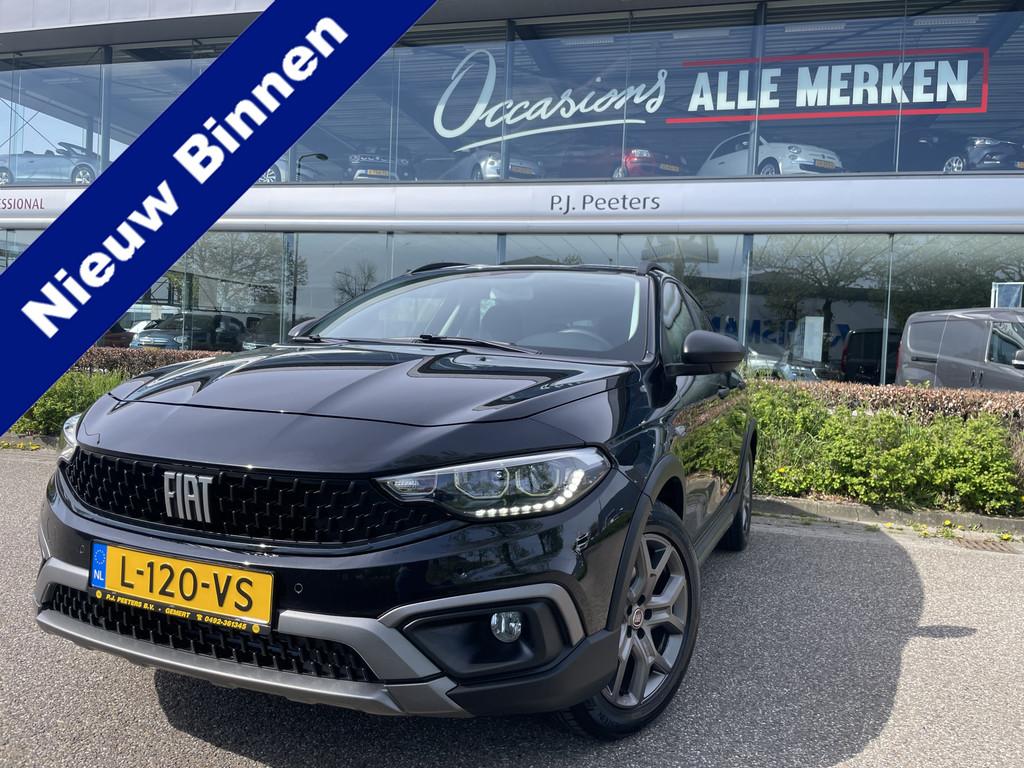 Fiat Tipo Cross 1.0 City Cross Achteruitrijcamera - Airco -, Voorwielaandrijving, Gebruikt, Euro 6, Zwart