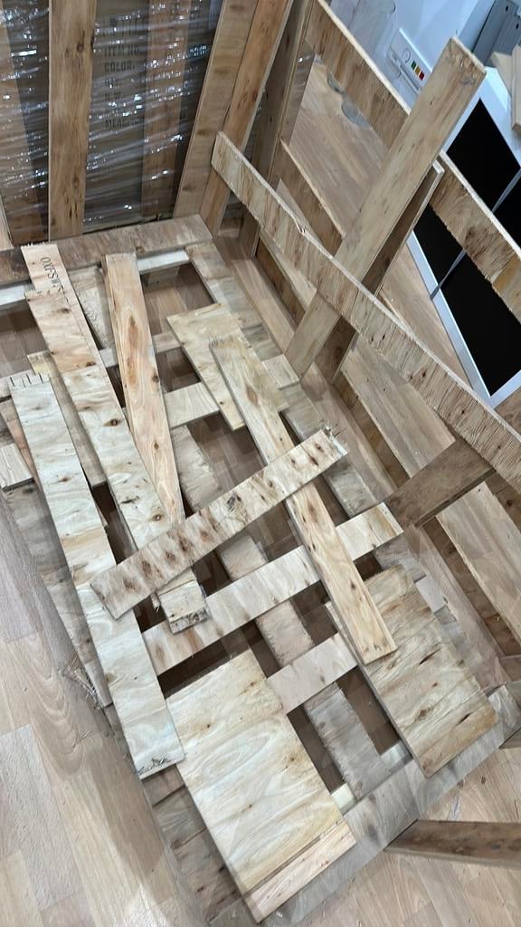 Veel stukken droog openhaard hout (pallet delen), Doe-het-zelf en Verbouw, Hout en Planken, Ophalen, Zo goed als nieuw, 50 mm of meer