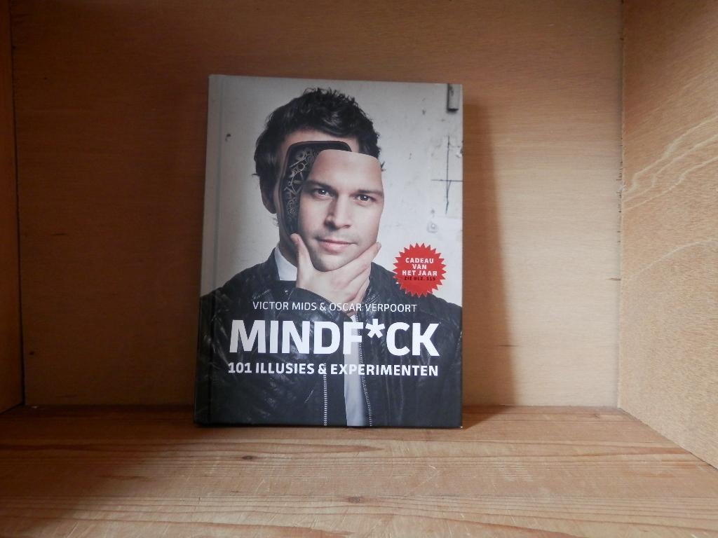 Mindf*ck, Boeken, Breien en Haken, Ophalen of Verzenden, Zo goed als nieuw, Geschikt voor kinderen