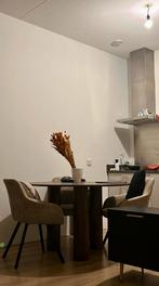 Beliani vier beige stoelen Monee en Orin tafel essenhout, Ophalen, Overige materialen, Gebruikt, Overige kleuren