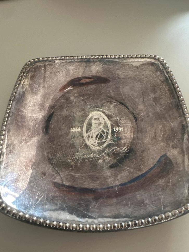 Nestlé herdenkingsbordje 1866-1991, Antiek en Kunst, Antiek | Goud en Zilver, Zilver, Ophalen