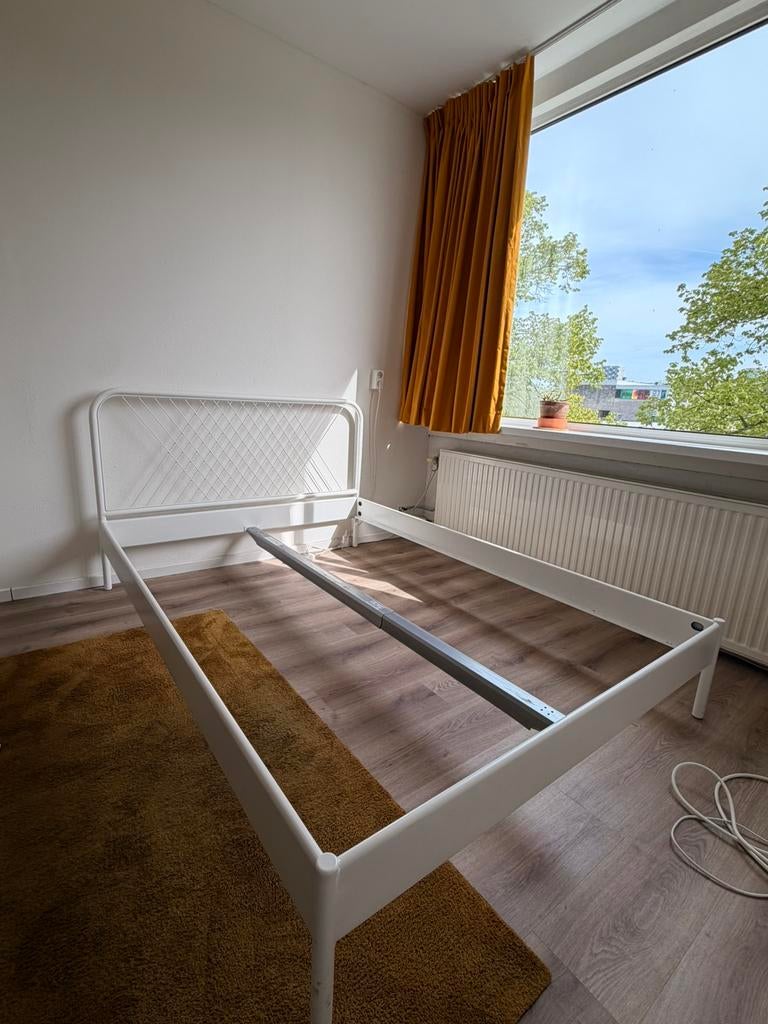 IKEA NESTTUN 140x200 bed frame, Ophalen, Zo goed als nieuw