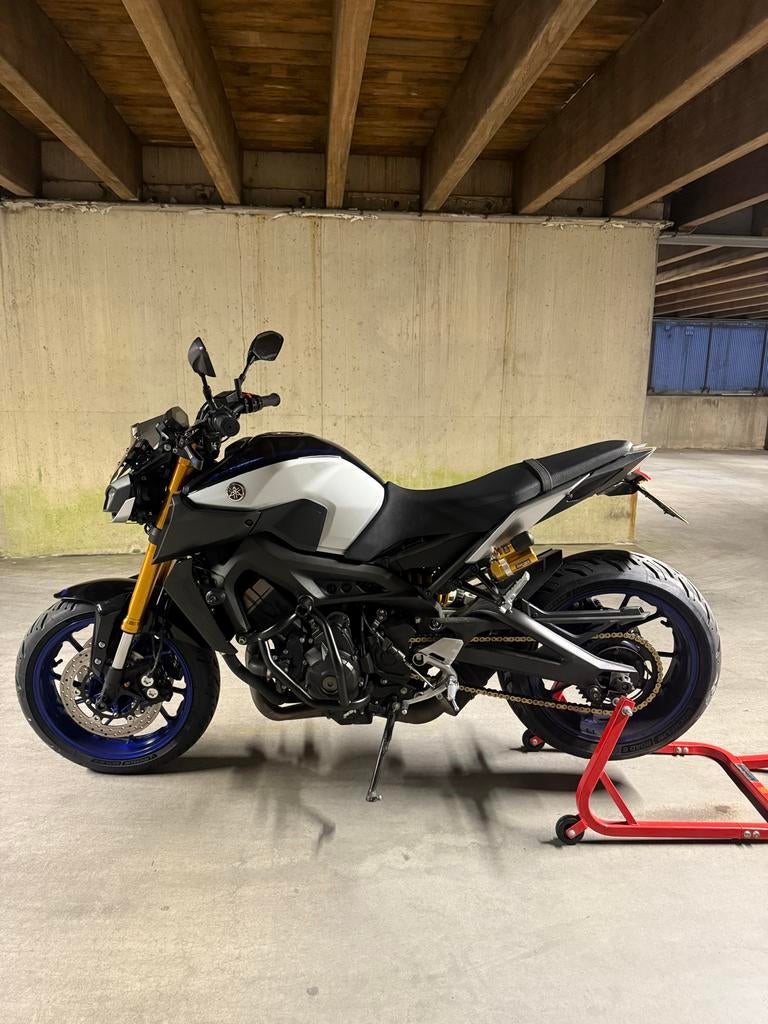 Yamaha MT-09 SP, Motoren, Motorrijbewijs A, Handvatverwarming, Gebruikt, 3 cilinders