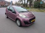 Peugeot 107 1.0 12V E-vti 68PK 3DR 2013 AIRCO APK tot 3-27, Voorwielaandrijving, Euro 5, Stof, Zwart