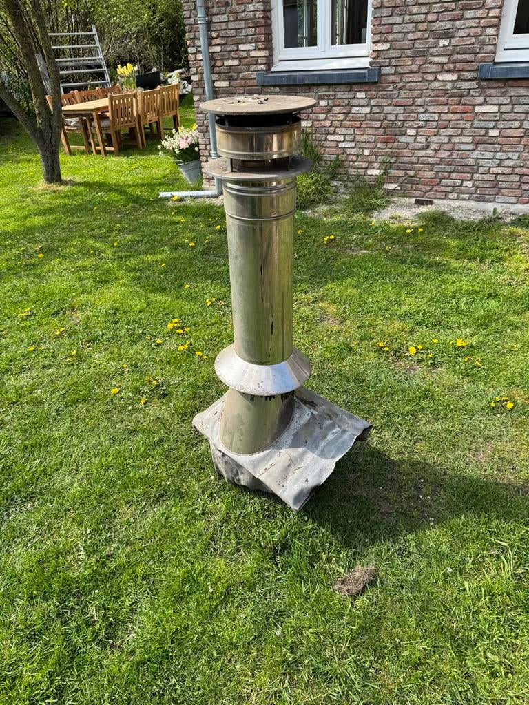 Dubbelwandige schoorsteen met trekkap, Ophalen, Gebruikt