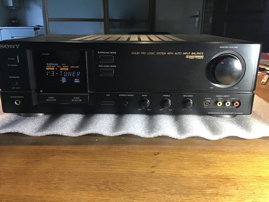 Sony Surround Versterker TA-AV570, Ophalen, Zo goed als nieuw, 120 watt of meer, Sony