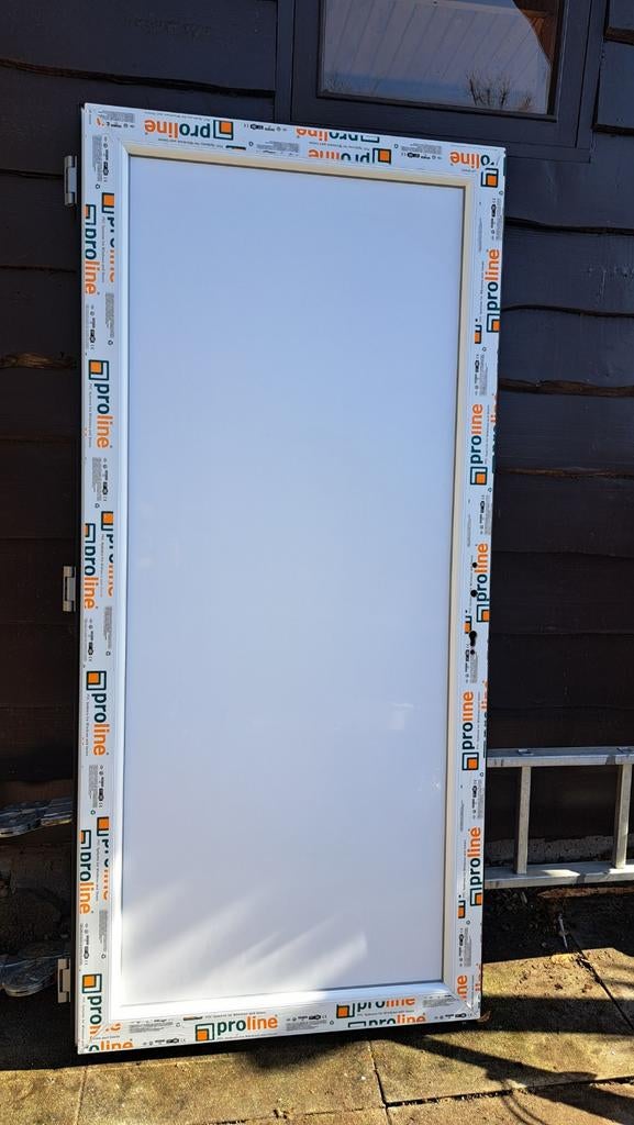 Kunstof buiten deur wit/antraciet .. bijna gratis, Kunststof, 50 tot 150 cm, Ophalen of Verzenden, 10 m² of meer