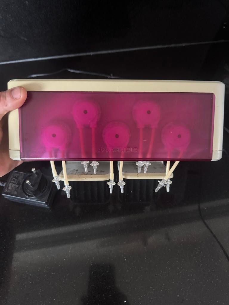 Doseerpomp, Ophalen of Verzenden, Zo goed als nieuw