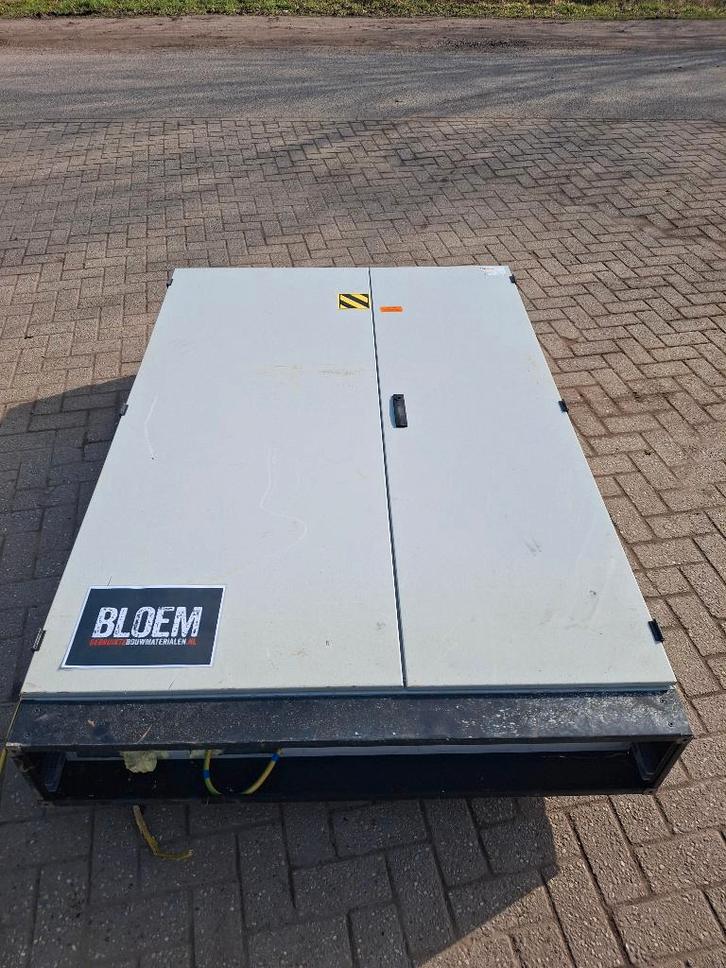 Verdeelkast groot, Doe-het-zelf en Verbouw, Elektra en Kabels, Gebruikt, Overige typen, Ophalen