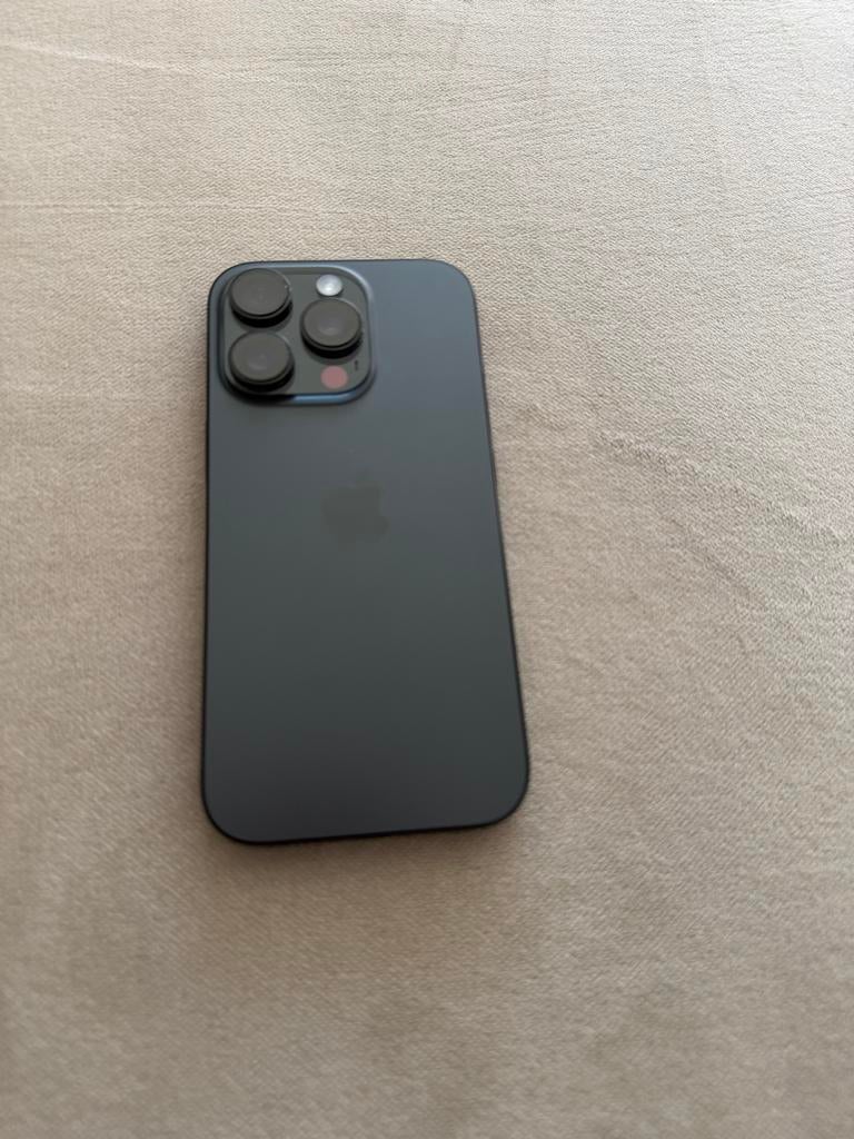 iPhone 16 Pro, Telecommunicatie, Mobiele telefoons | Apple iPhone, IPhone 16 Pro, Zwart, Ophalen of Verzenden, Zonder simlock