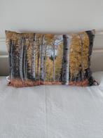 Mooi kussen met bomen print., Ophalen of Verzenden