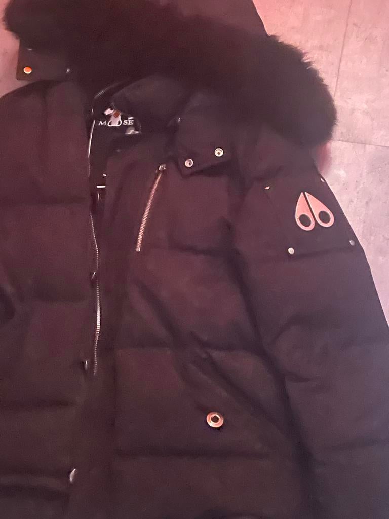 Moose Knuckles Winterjas Zwart - Maat M, Kleding | Heren, Jassen | Winter, Ophalen of Verzenden, Zo goed als nieuw, Maat 48/50 (M)