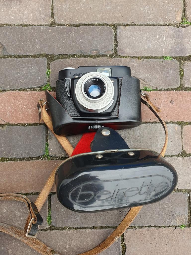Beier Beirette camera compleet met originele hoes en draagri, Audio, Tv en Foto, Fotocamera's Analoog, Ophalen of Verzenden, Compact