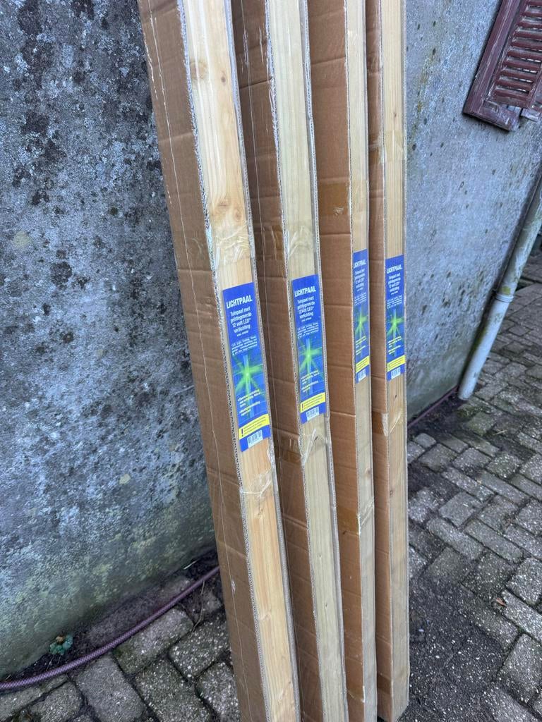 Palen schutting met geïntegreerde solar LED verlichting, Tuin en Terras, Ophalen, Zonne-energie, Minder dan 50 watt, Overige typen