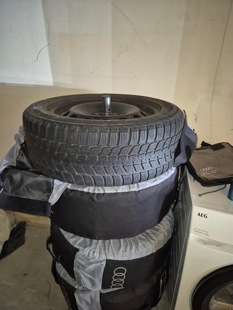 Bridgestone Blizzak winterbanden 205/55 R"16, Ophalen