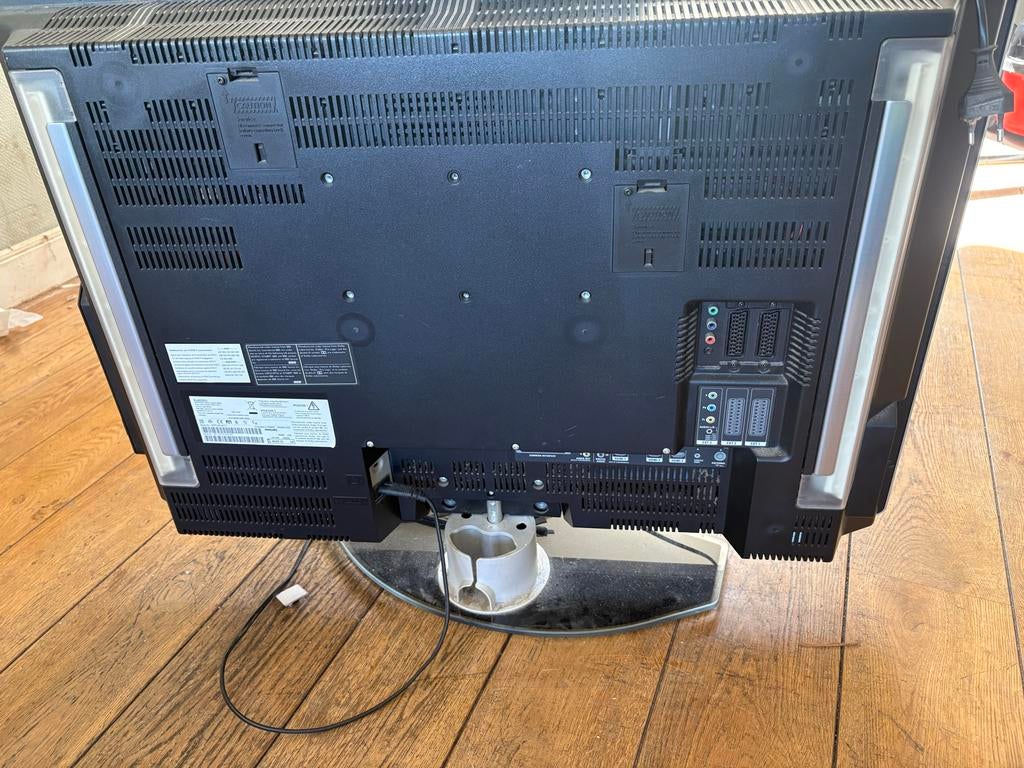 Philips LCD TV 32PFL3322/10 - 81 cm (32 inch), Ophalen, Philips, Gebruikt, 50 Hz