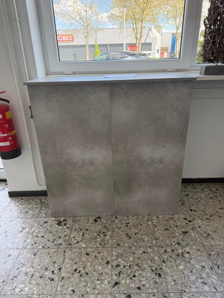 Toonbank betonlook, Zo goed als nieuw, Minder dan 100 cm, 25 tot 50 cm, 50 tot 100 cm