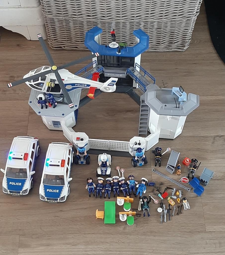Playmobil politie bureau, Ophalen of Verzenden, Zo goed als nieuw, Complete set