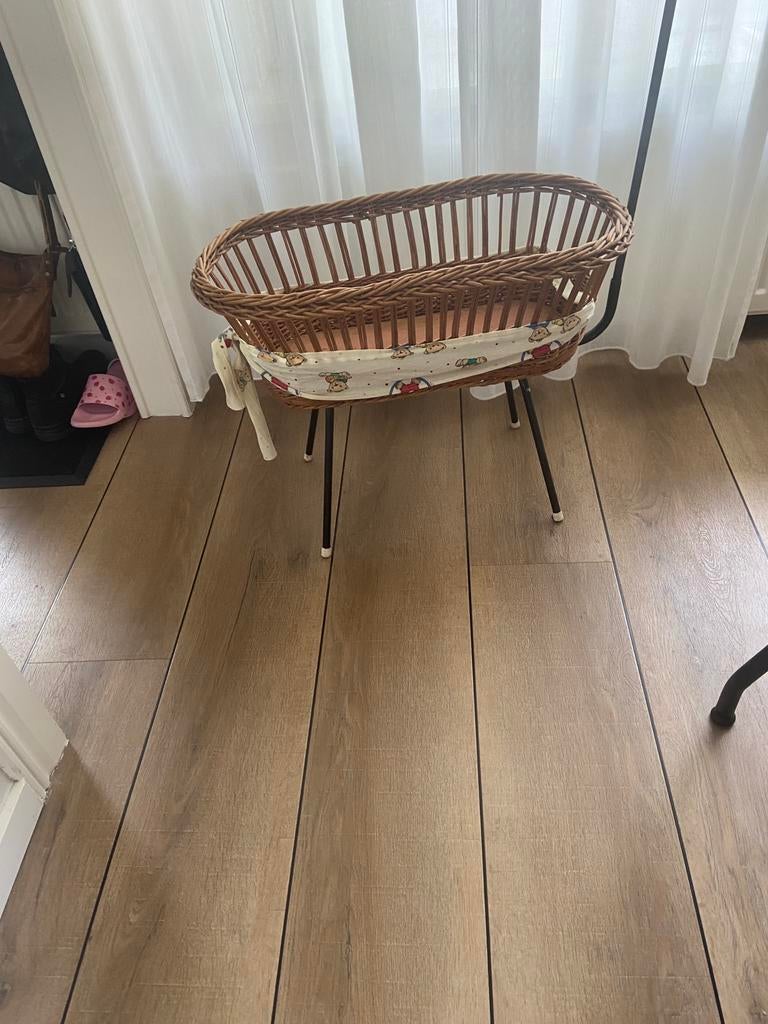 Rotan poppenwieg, Ophalen, Zo goed als nieuw, Overige typen