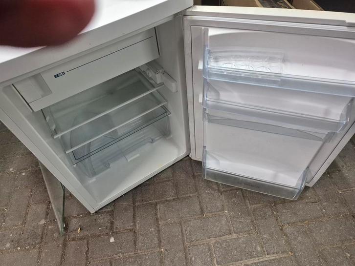 Leuke bosch tafelmodel koelkast met vriesvak A++ 85x60x60cm, Huis en Inrichting, Keuken | Keukenbenodigdheden, Ophalen