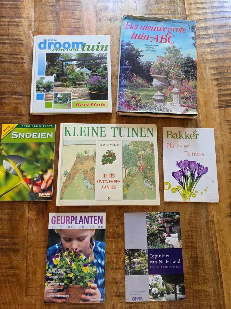 Tuin boeken, Boeken, Ophalen of Verzenden, Zo goed als nieuw, Diverse auteurs, Tuinieren en Tuinplanten