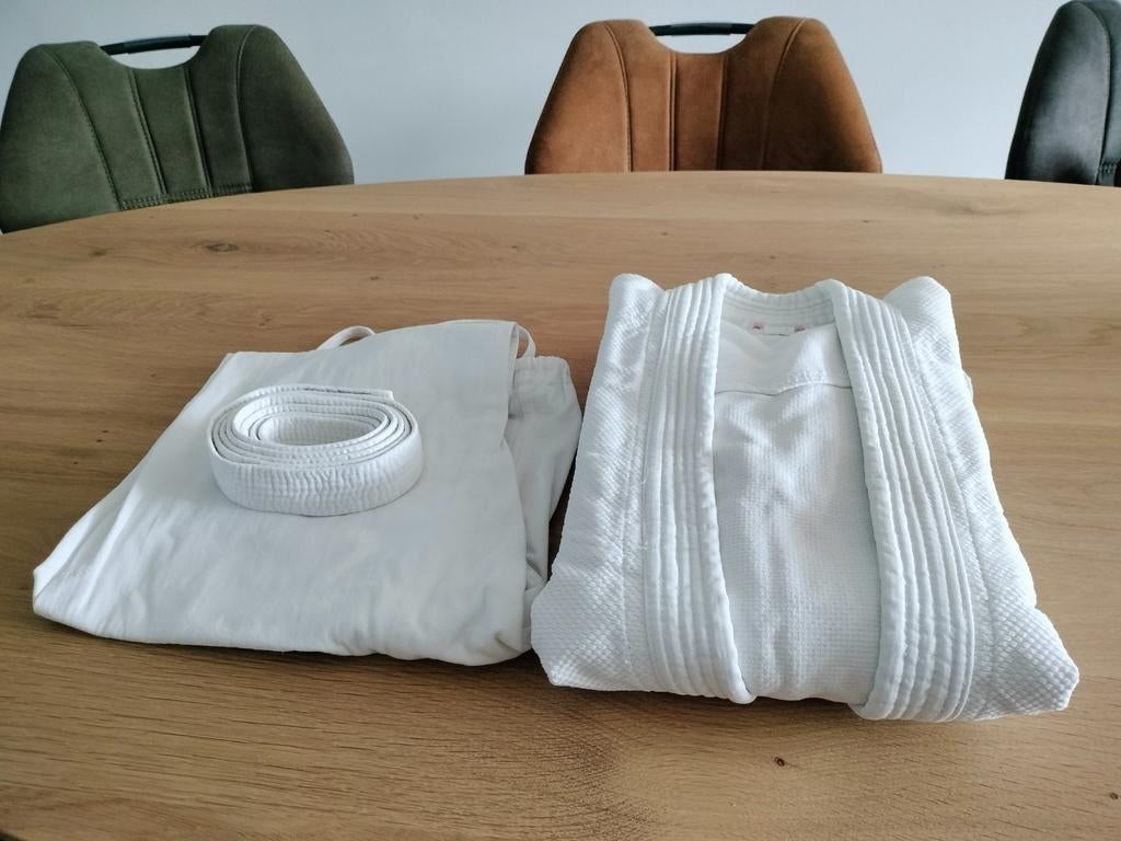 Judo pak, Ophalen, Zo goed als nieuw, Trouwjurk