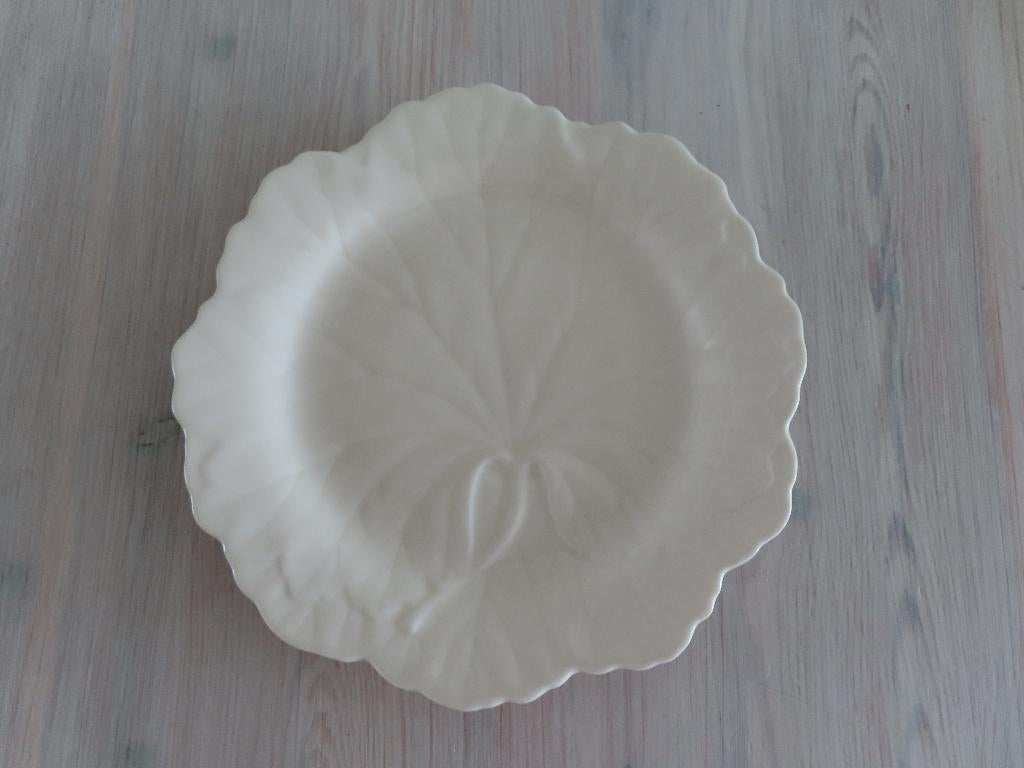 Wedgewood Edmee Dysart glaze serveerbord, Verzamelen, Verzenden, Nieuw, Porselein, Bord of Schaal