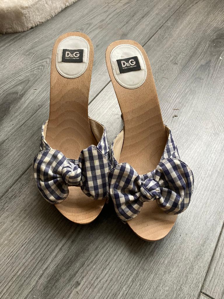 Dolce & Gabbana muiltjes, Dolce & Gabbana, Overige kleuren, Zo goed als nieuw, Sandalen of Muiltjes