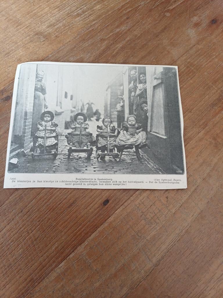 Knipsel buurttafereel Spakenburg 1923, Ophalen of Verzenden, 1920 tot 1940, Knipsel(s)